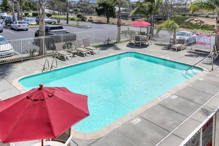 Pool 16 of 26